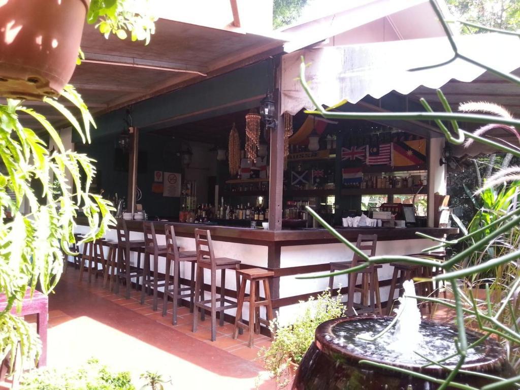 Basaga Holiday Residences Kuching Bagian luar foto