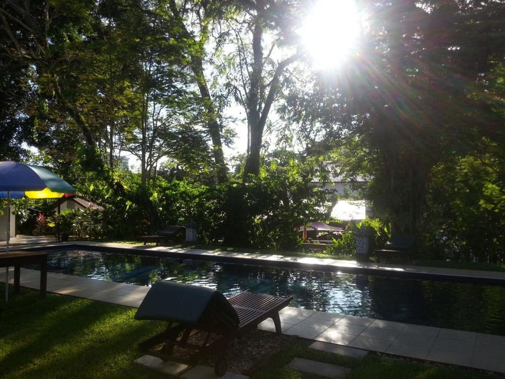 Basaga Holiday Residences Kuching Bagian luar foto