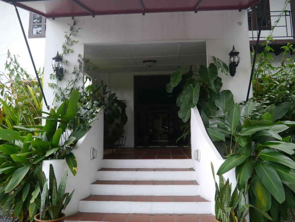 Basaga Holiday Residences Kuching Bagian luar foto