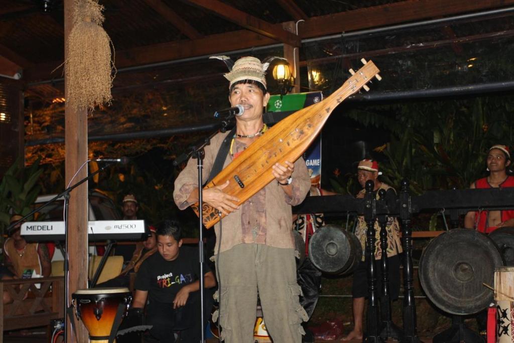 Basaga Holiday Residences Kuching Bagian luar foto