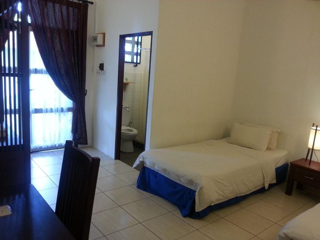 Basaga Holiday Residences Kuching Bagian luar foto